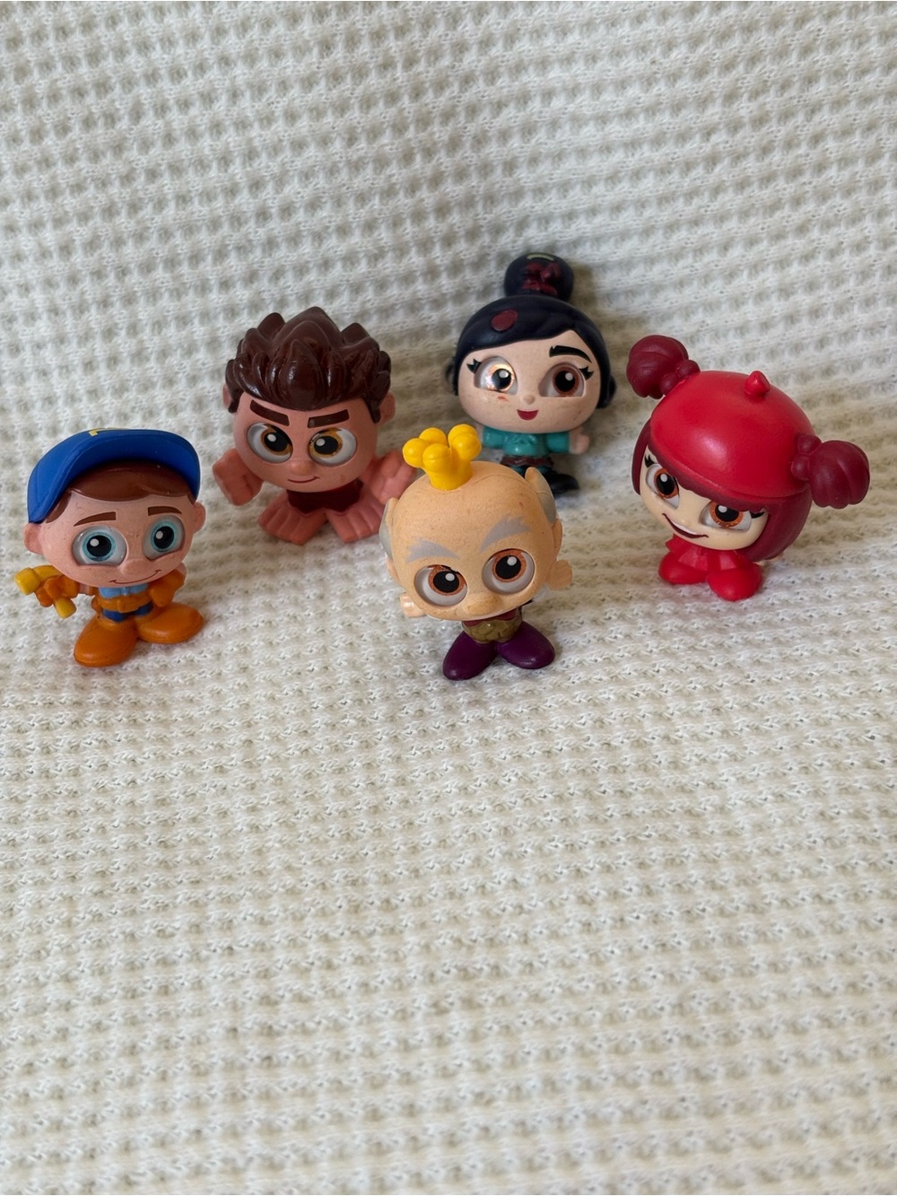 Disney Doorables Series 8 Wreck It Rslph Jubileena Felix King Candy Vanellope